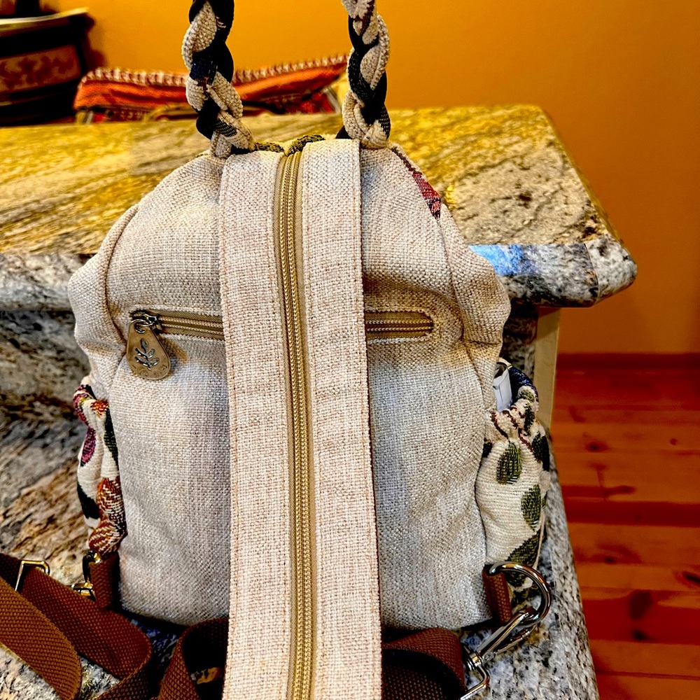 Floral Embroidered Beige Backpack - Picture 3 of 5